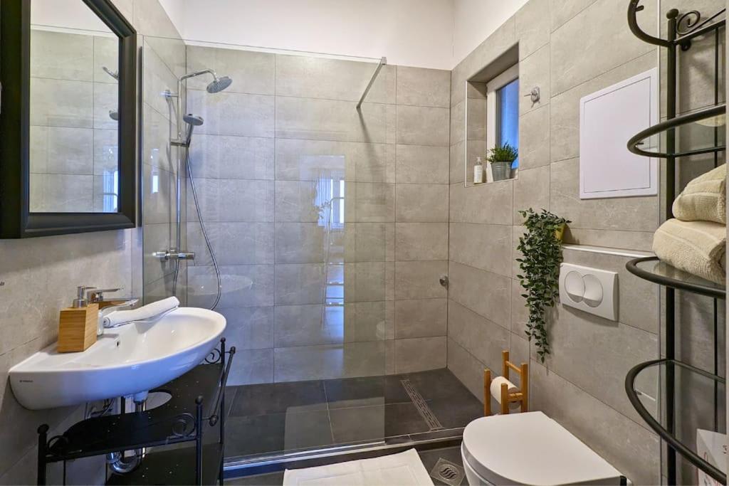 True Zagreb Centrally Located & Spacious Apartment Kültér fotó